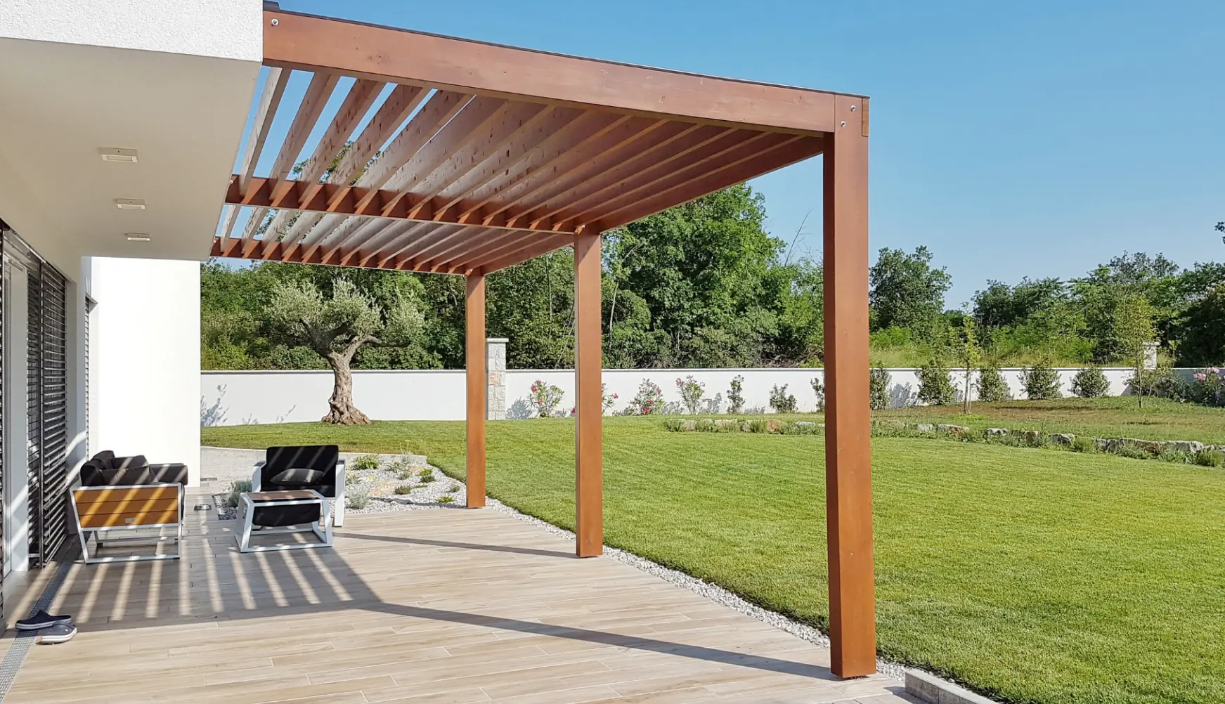 img - custom Pergolas — 4